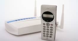 Voice over IP Mobiltelefon ©iStockphoto/Tom Gufler